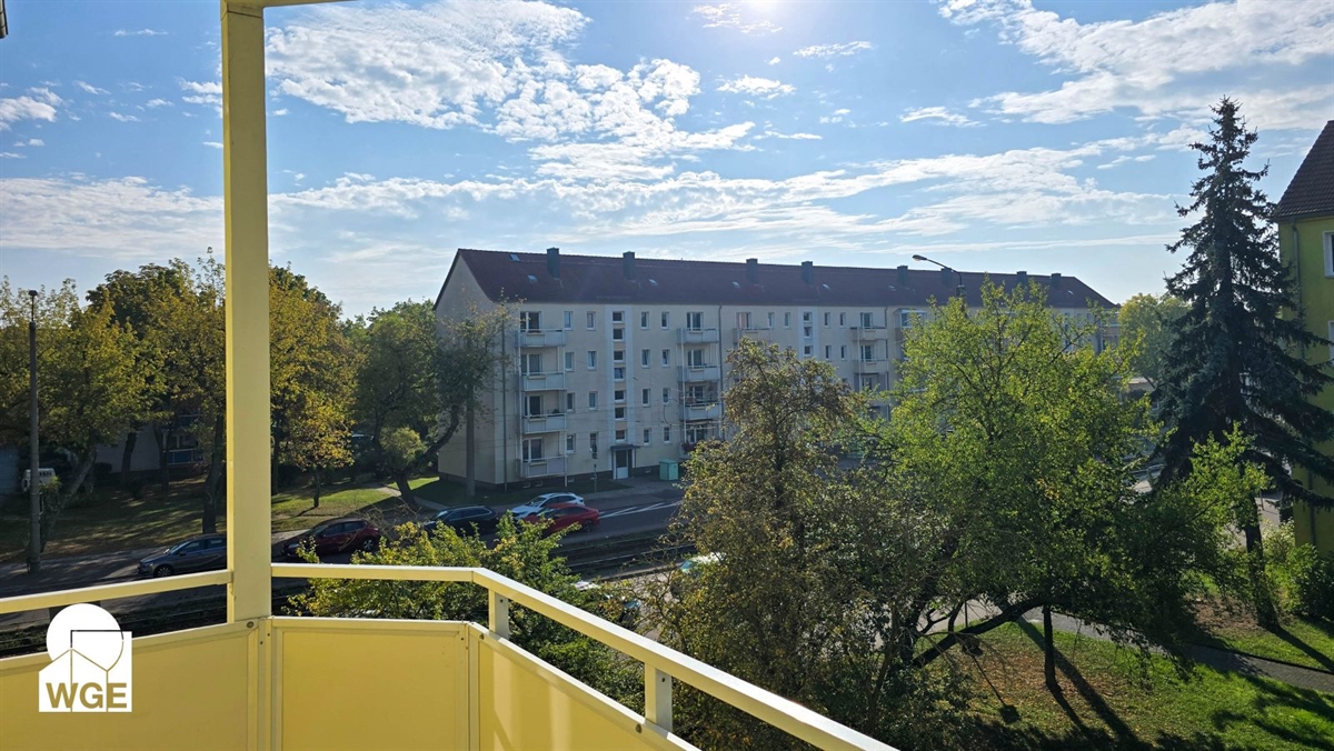 Helle Wohnung mit Balkon - Foto 3