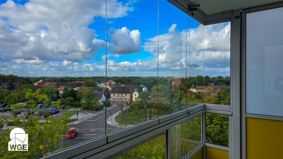 Ausblick trifft Lebensqualität: Großzügige 3-Zimmer-Wohnung in Traumlage! - Foto 2
